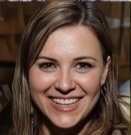 Dra. Carolina, – 33 anos